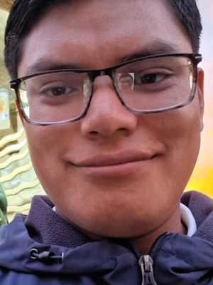 Luis, 23