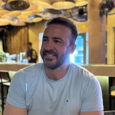 Adalberto, 44