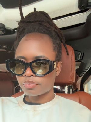 Laureen, 29