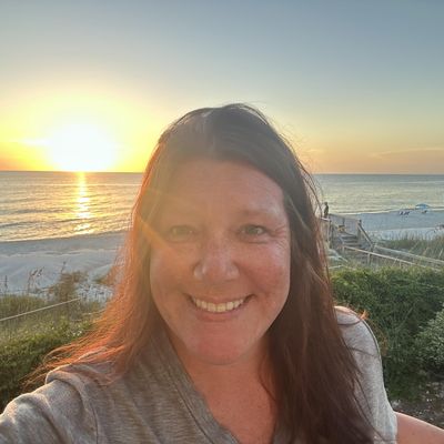 Kimberly, 44