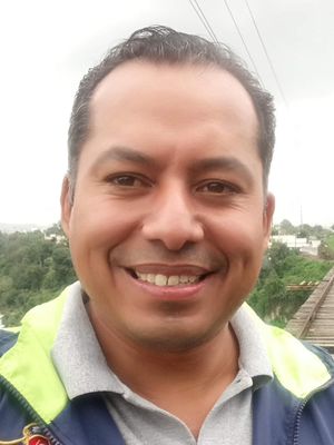 Mauricio, 49