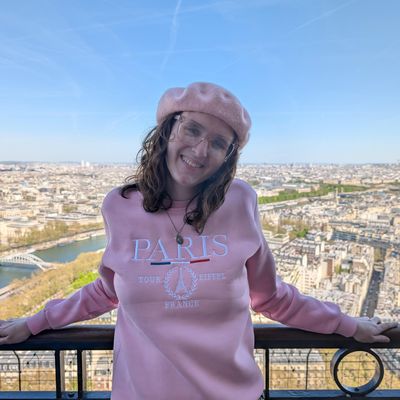 Susanna, 22