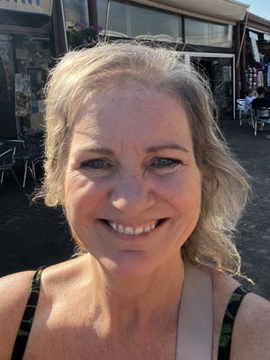 Cyndy, 57