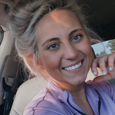 Elizabeth, 41