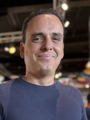 Goncalo, 35