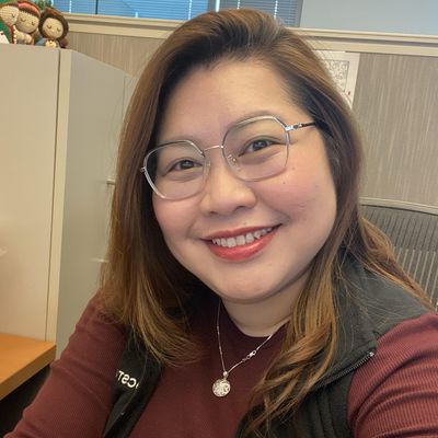 Elaine, 37