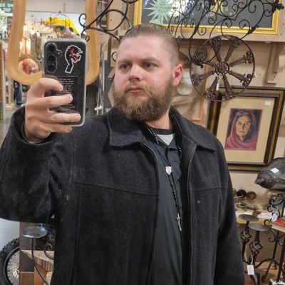 Jesse, 32