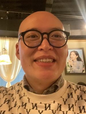 Yohan, 37