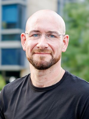 Karsten, 39