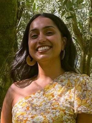 Rachel, 26