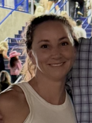 Erin, 44