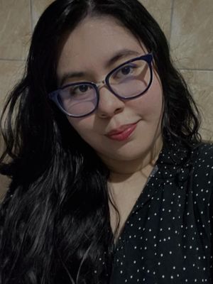 Yasmin, 26