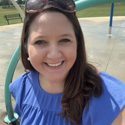 Megan, 37