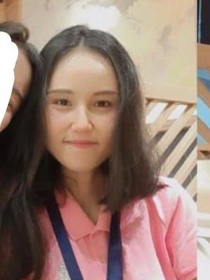 Cahya, 26