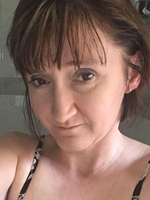 Lisa, 43