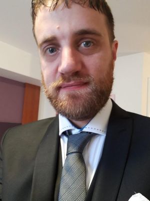 Jonathan, 40