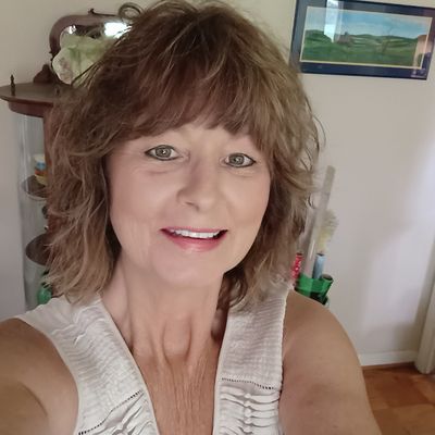 Jennifer, 61