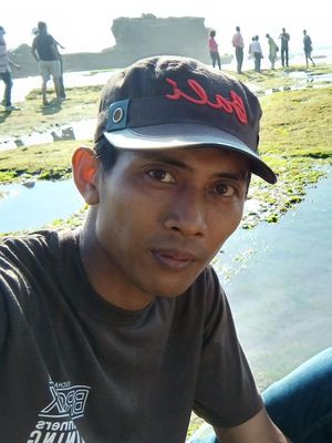 Vincent, 41
