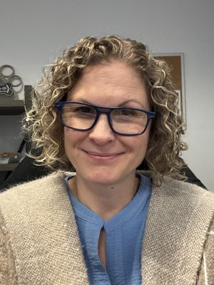 Jennifer, 44