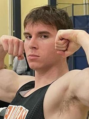 Zach, 25