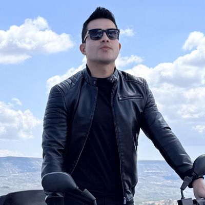 Rudy, 39