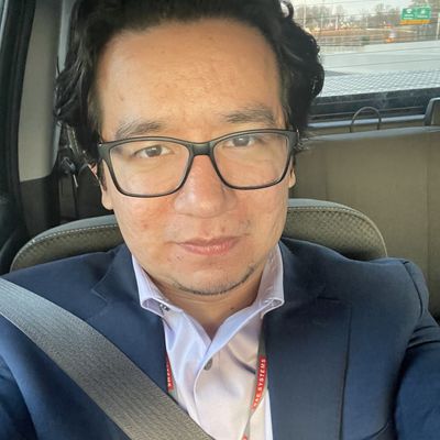 Daniel, 31