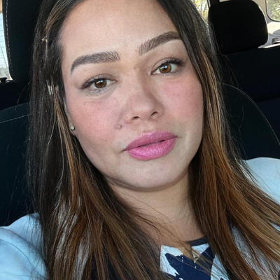 Roselyn, 49