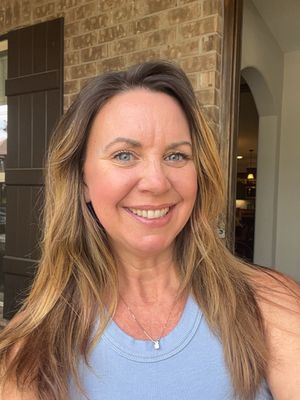 Meghan, 49