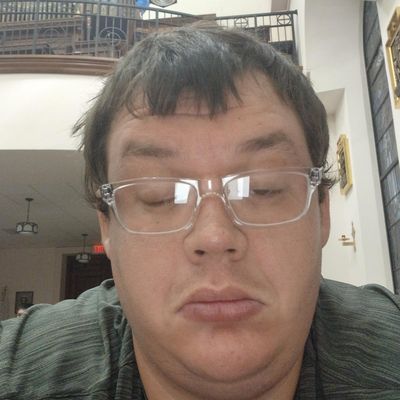 John, 27