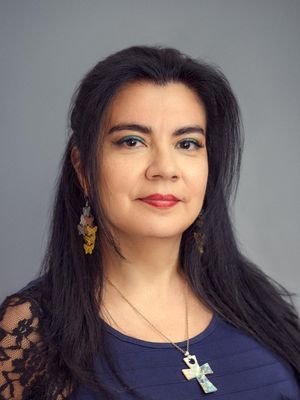 Lucia, 46