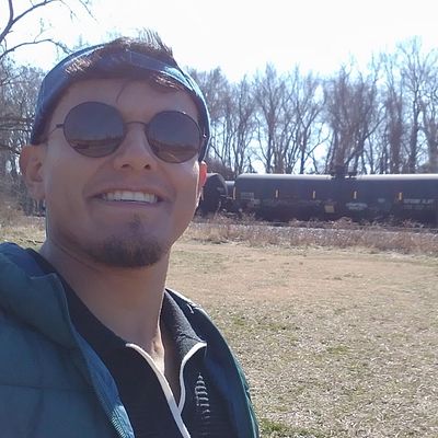 Andres, 32