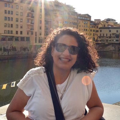 Rebeca, 32