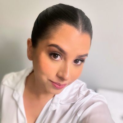 Gigi, 32