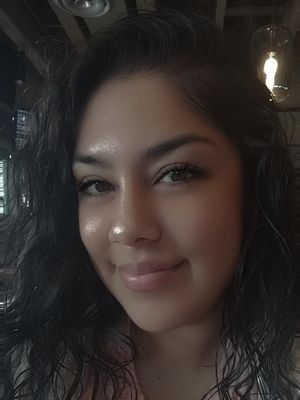 Rosa, 36