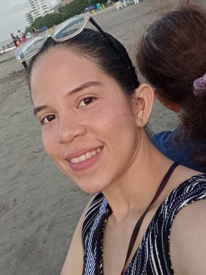 Lina, 26