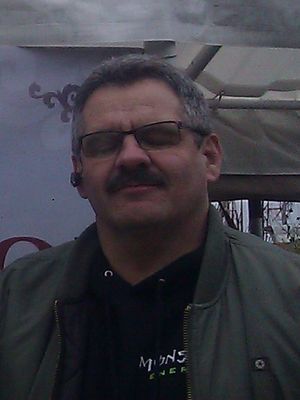 Daniel, 66
