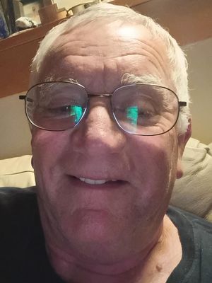 Kenneth, 72