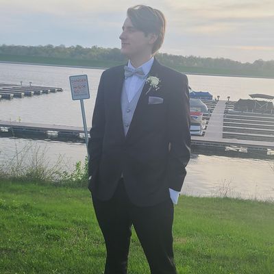 Alex, 21