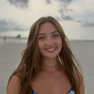 Molly, 27