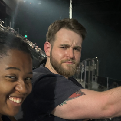Ian, 27