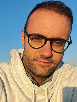 Nicholas, 30