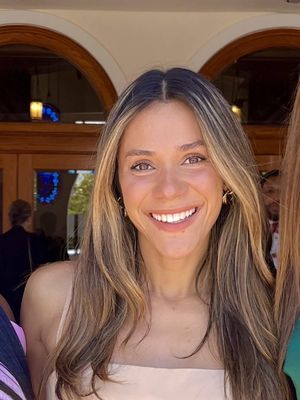 Christina, 26
