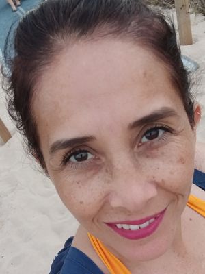 Veronica, 49