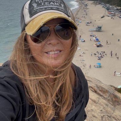 Niki, 59