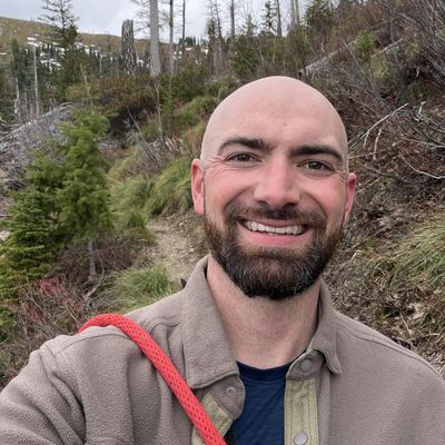Connor, 30