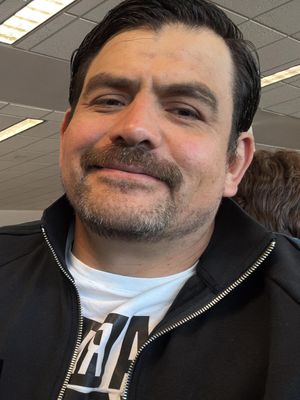 Felipe, 42