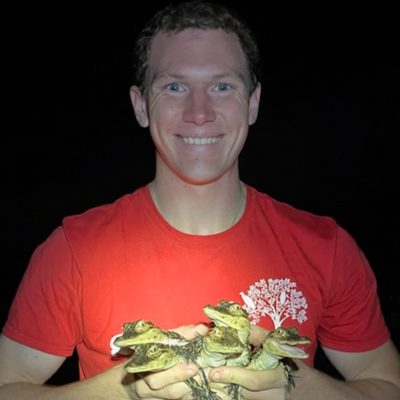 Chris, 28
