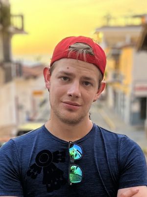 Hunter, 30