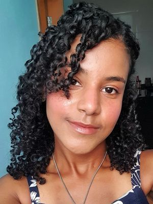 Luana, 26