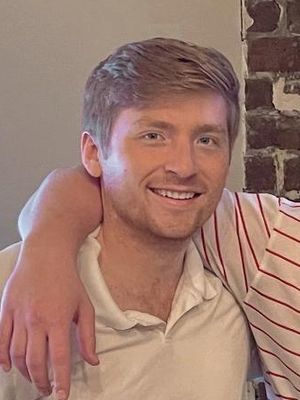 Thomas, 29